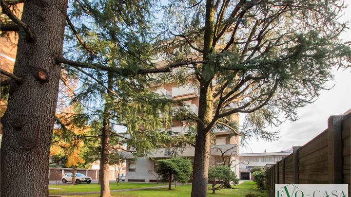 2 bedroom apartment for sale in Busto Arsizio