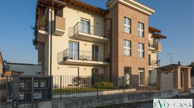 2 bedroom apartment for sale in Castano Primo