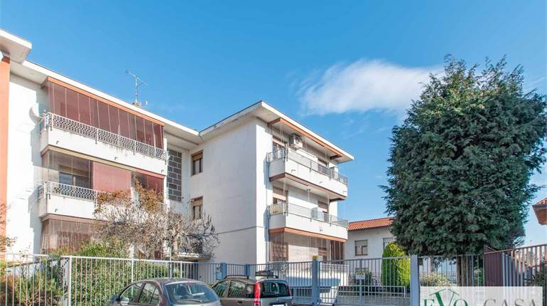 2 bedroom apartment for sale in Busto Arsizio