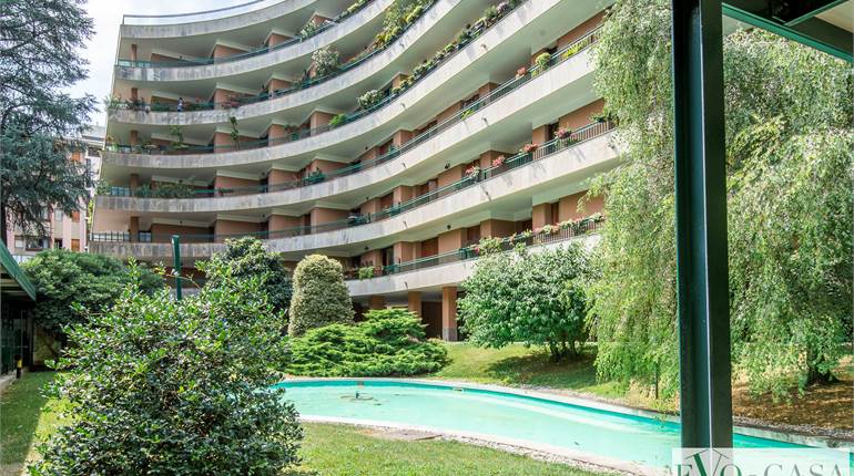 3+ bedroom apartment for sale in Busto Arsizio