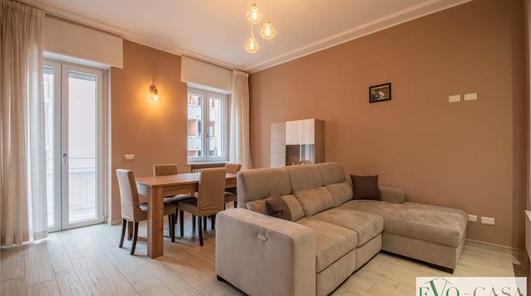 Tre locali in centro con box e cantina